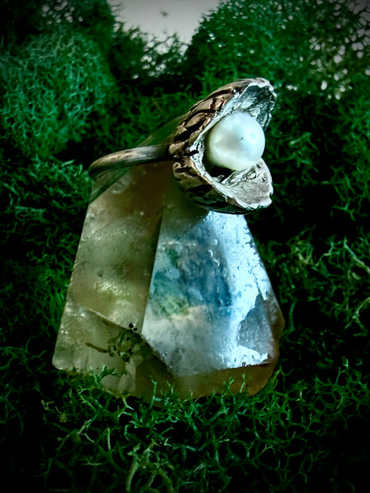 Fine Silver Pearl Shell Ring – Handmade Ocean Pearl Statement Ring, Witchy Sea Goddess Jewelry