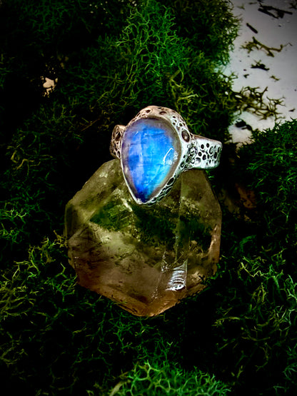 Fine Silver Moonstone Ring – Handmade Moonstone Goddess Statement Ring, Witchy Lunar Jewelry