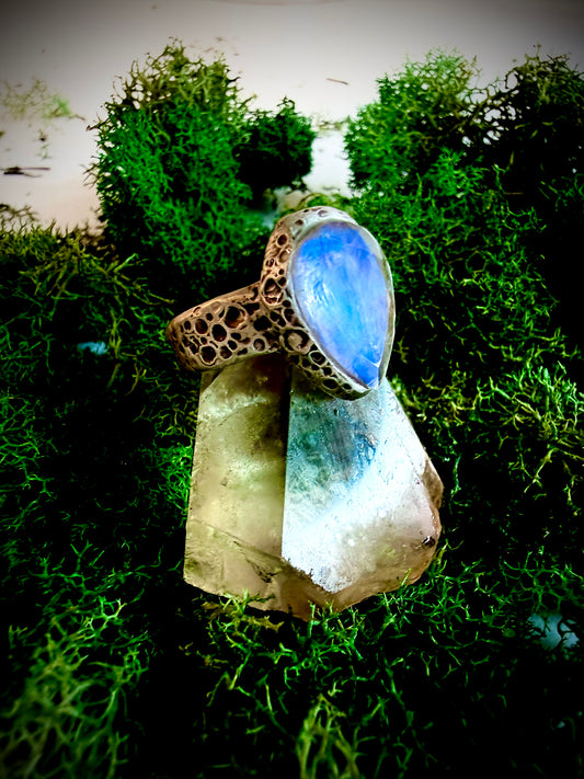 Fine Silver Moonstone Ring – Handmade Moonstone Goddess Statement Ring, Witchy Lunar Jewelry
