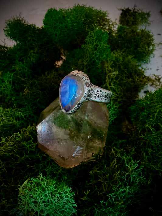 Fine Silver Moonstone Ring – Handmade Moonstone Goddess Statement Ring, Witchy Lunar Jewelry